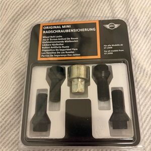 MINI Wheel Bolt Locks Set